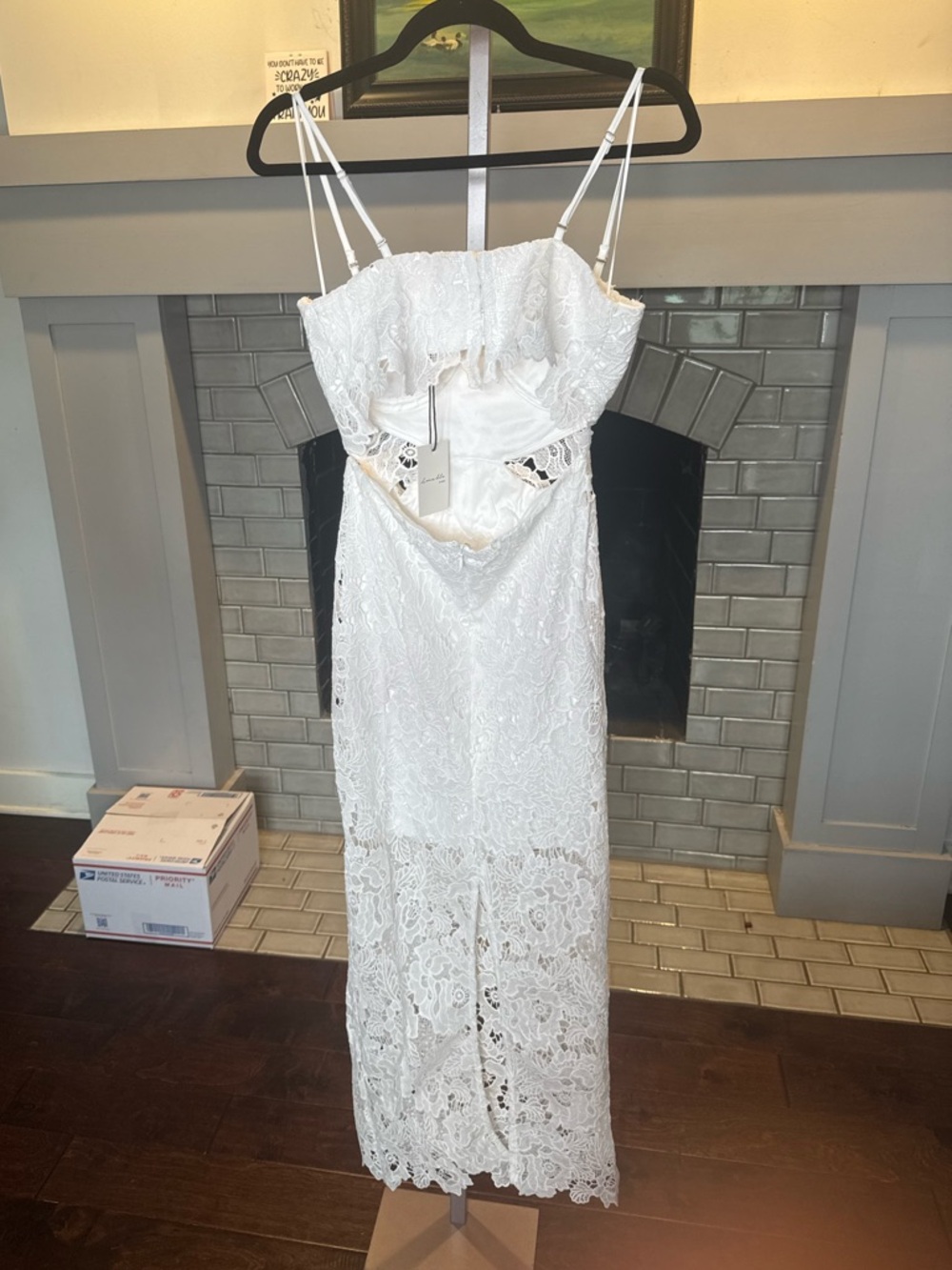 Amable Lace Cutout Midi Dress Sz Medium (read description) - NWT - Picture 4 of 8